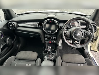 Used MINI Hatch 2020 for sale - 76438017: Photo