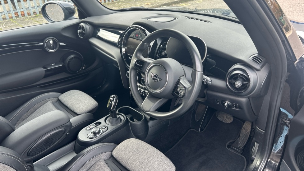 Used MINI Hatch 2022 for sale - 76873353: Photo 6