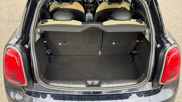 Used MINI Hatch 2023 for sale - 76130806: Photo 13