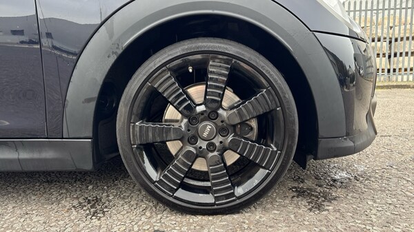Used MINI Hatch 2023 for sale - 76130806: Photo 14