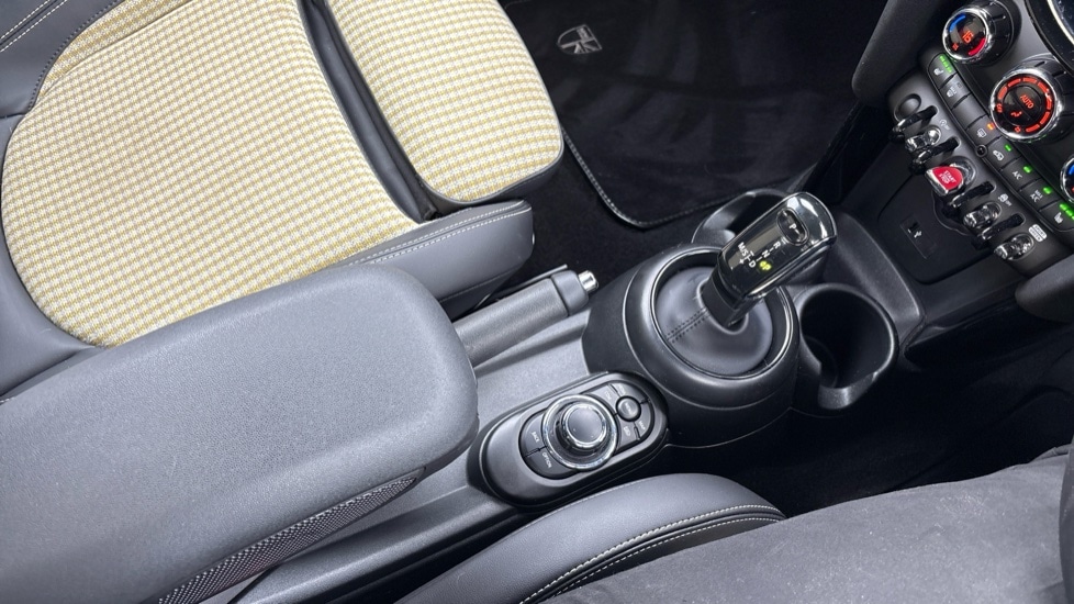 Used MINI Hatch 2023 for sale - 76130806: Photo 35