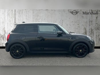 Used MINI Hatch 2022 for sale - 76519337: Photo