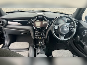 Used MINI Hatch 2022 for sale - 76519337: Photo