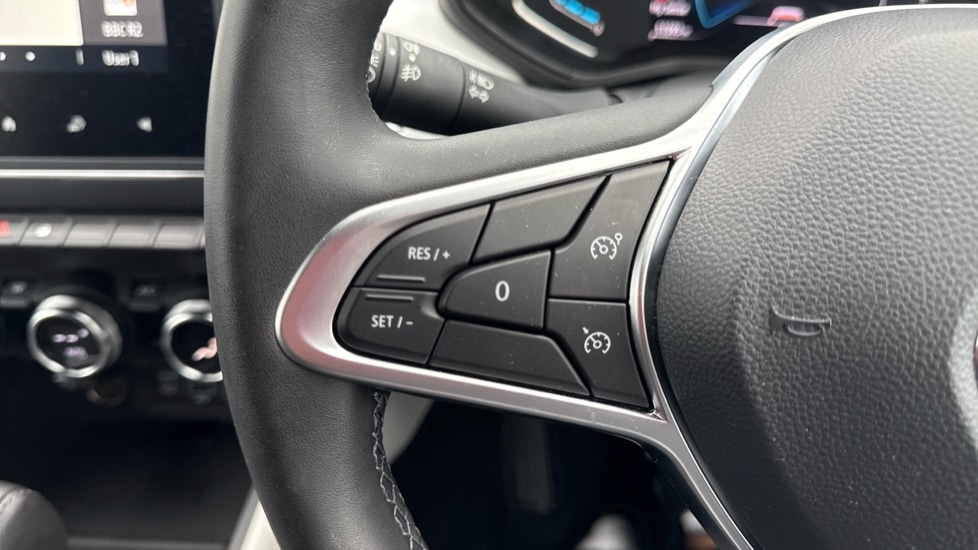 Used Renault Clio 2023 for sale - 76086519: Photo 22