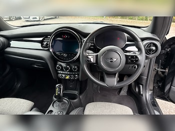 Used MINI Hatch 2022 for sale - 76176284: Photo 4