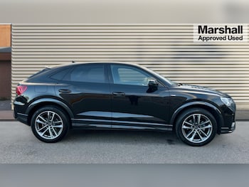 Used Audi Q3 2023 for sale - 76635687: Photo