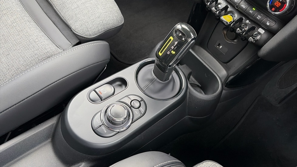 Used MINI Hatch 2022 for sale - 76873681: Photo 10