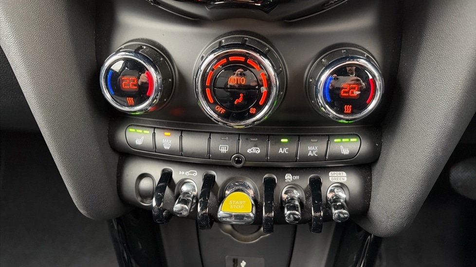 Used MINI Hatch 2022 for sale - 76873681: Photo 33