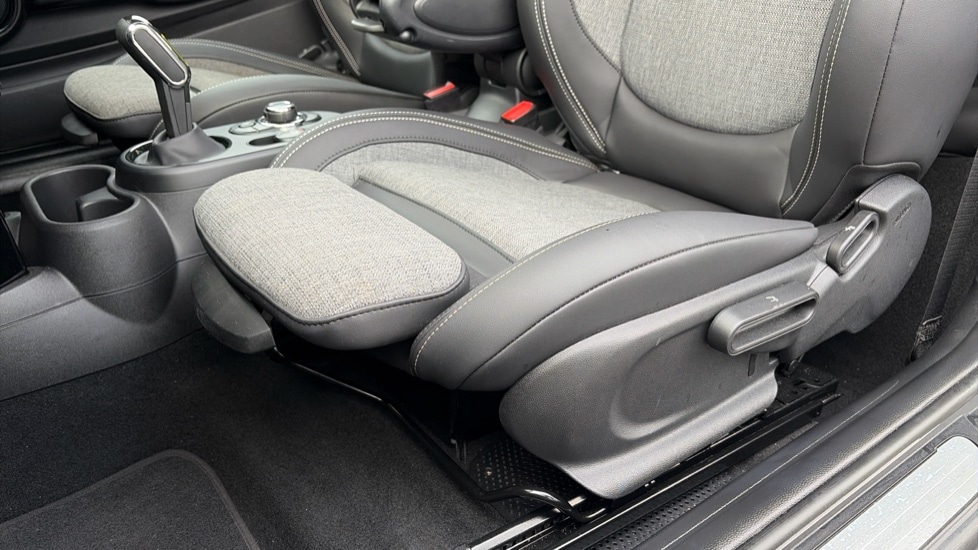 Used MINI Hatch 2022 for sale - 76873681: Photo 38