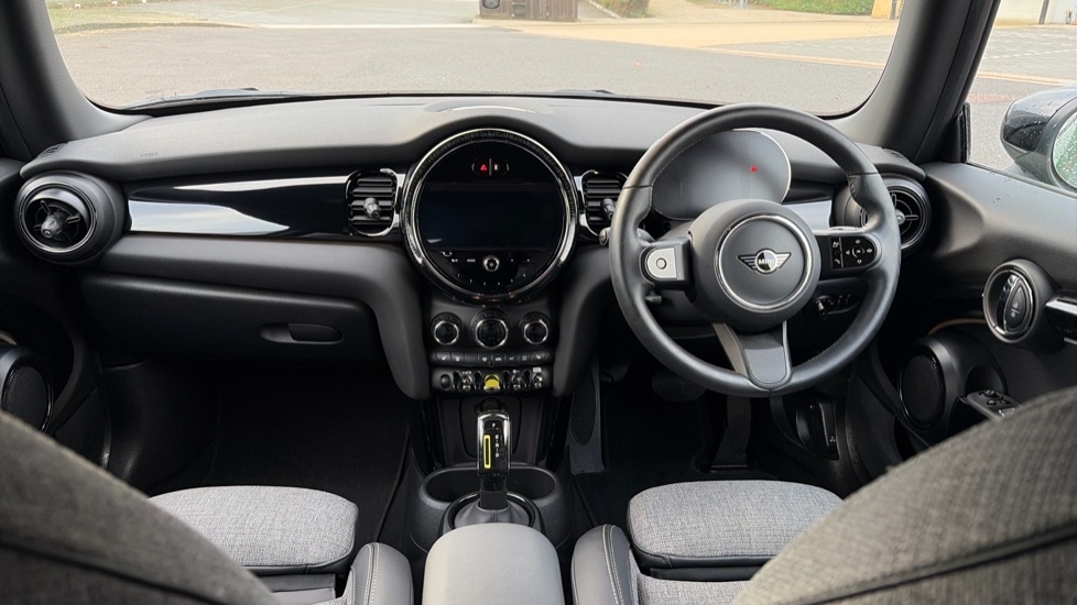 Used MINI Hatch 2022 for sale - 76873681: Photo 4