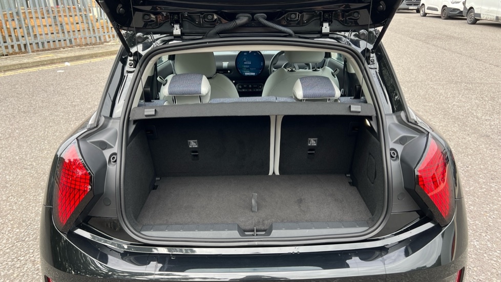 Used MINI Cooper 2024 for sale - 76869402: Photo 13