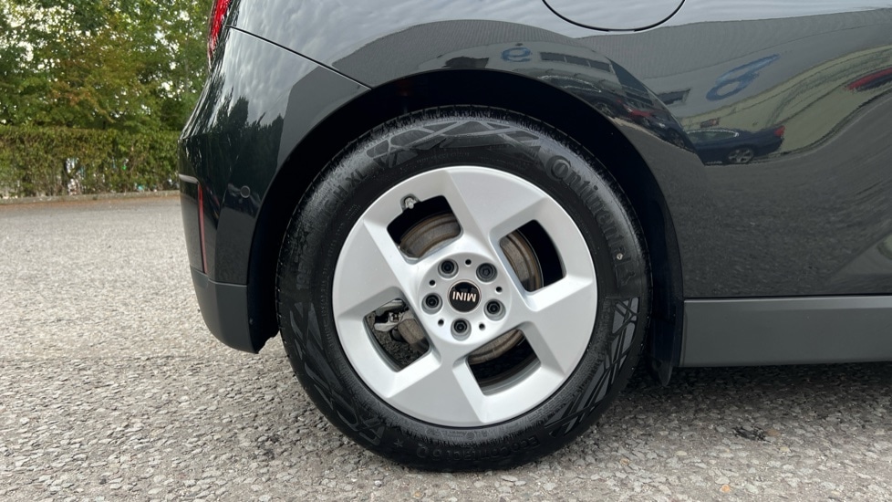 Used MINI Cooper 2024 for sale - 76869402: Photo 27