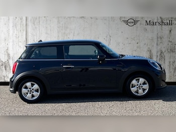 Used MINI Hatch 2021 for sale - 75472019: Photo