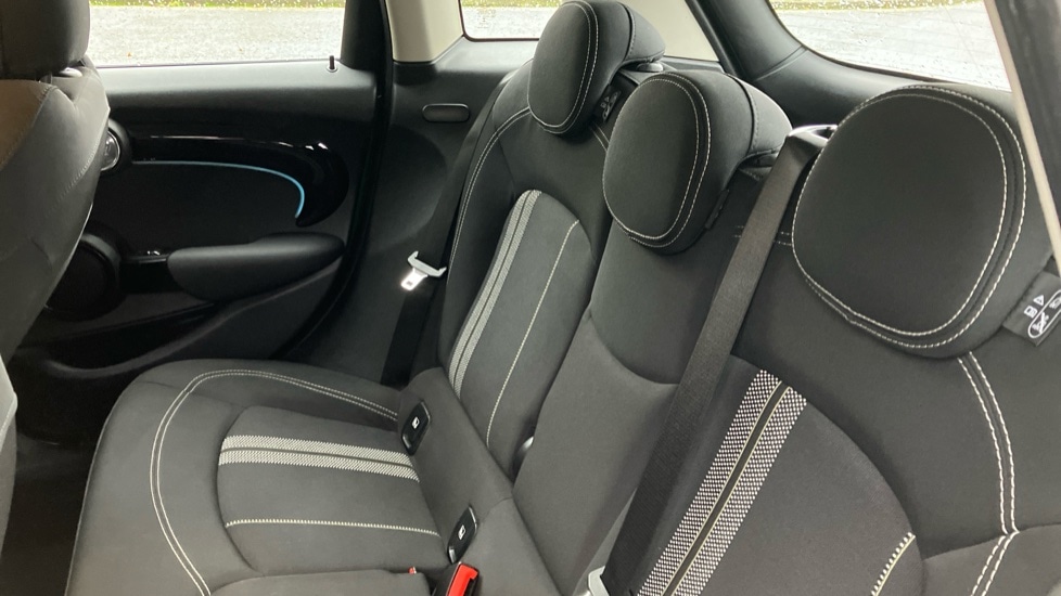 Used MINI Hatch 2022 for sale - 77050918: Photo 12