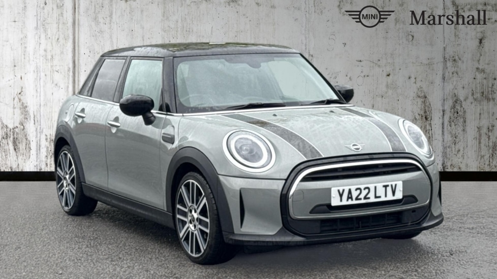 Used MINI Hatch 2022 for sale - 76869470: Photo 1