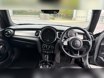 Used MINI Hatch 2022 for sale - 76869470: Photo