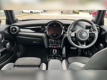 Used MINI Hatch 2024 for sale - 75472013: Photo
