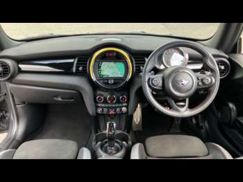 Used MINI Hatch 2020 for sale - 74929477: Photo