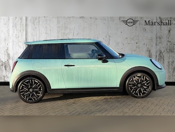 Used MINI Cooper 2024 for sale - 76874727: Photo