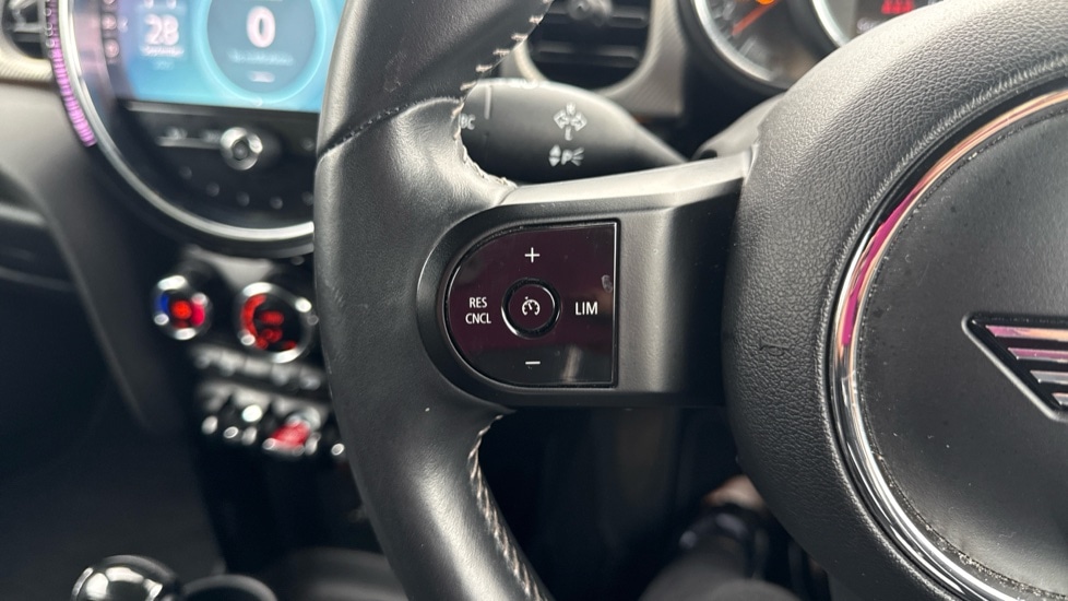 Used MINI Hatch 2022 for sale - 75943064: Photo 17