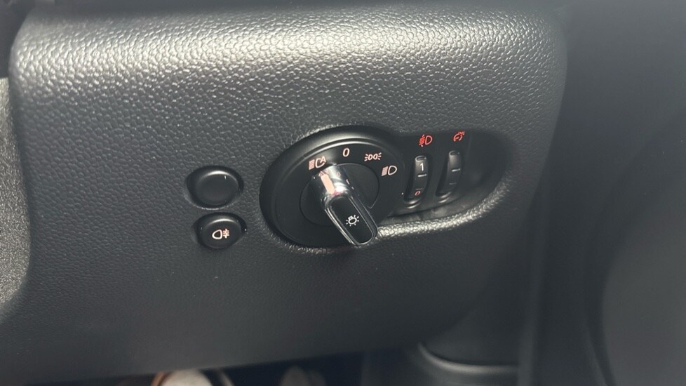 Used MINI Hatch 2022 for sale - 75943064: Photo 19