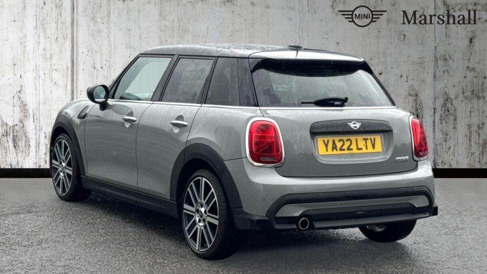 Used MINI Hatch 2022 for sale - 75943064: Photo 2