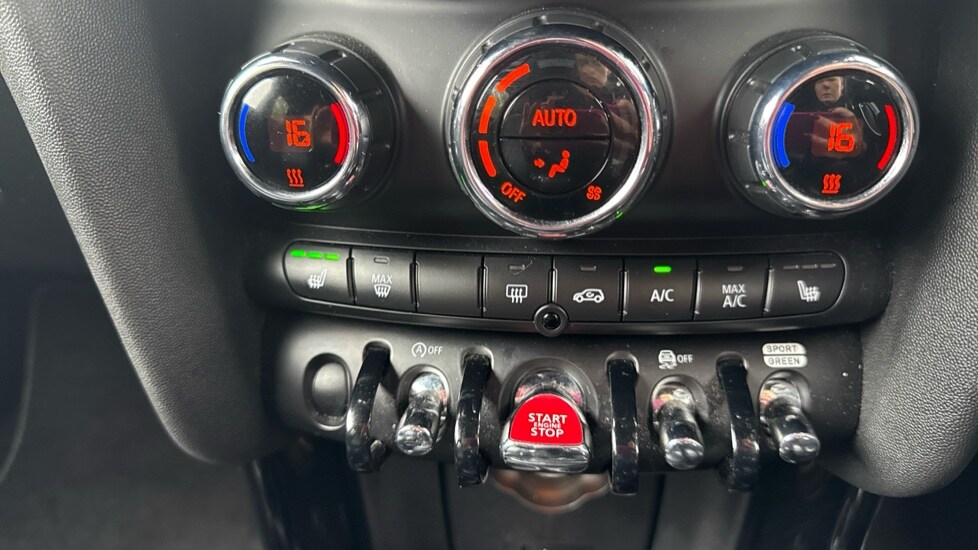 Used MINI Hatch 2022 for sale - 75943064: Photo 34