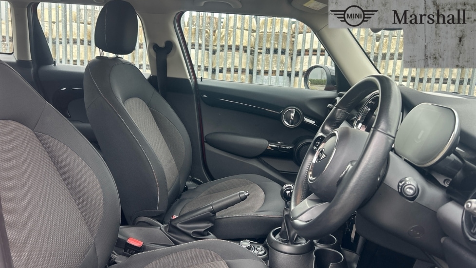 Used MINI Hatch 2021 for sale - 76873413: Photo 11