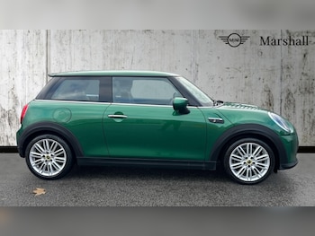 Used MINI Hatch 2021 for sale - 76372780: Photo