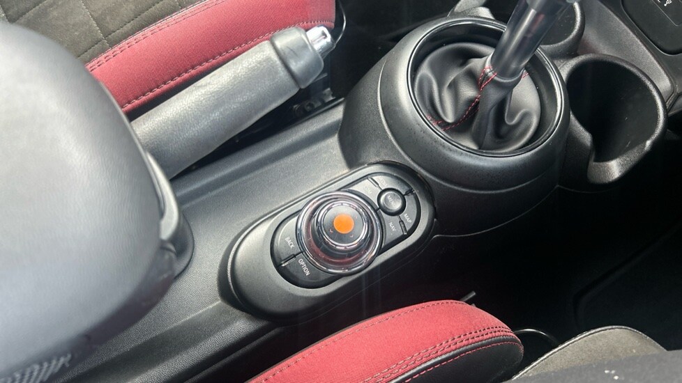 Used MINI Hatch 2018 for sale - 76593717: Photo 19