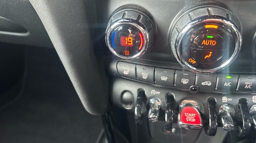 Used MINI Hatch 2018 for sale - 76593717: Photo 34