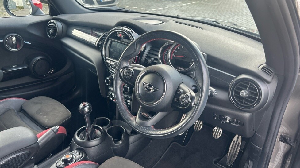 Used MINI Hatch 2018 for sale - 76593717: Photo 6