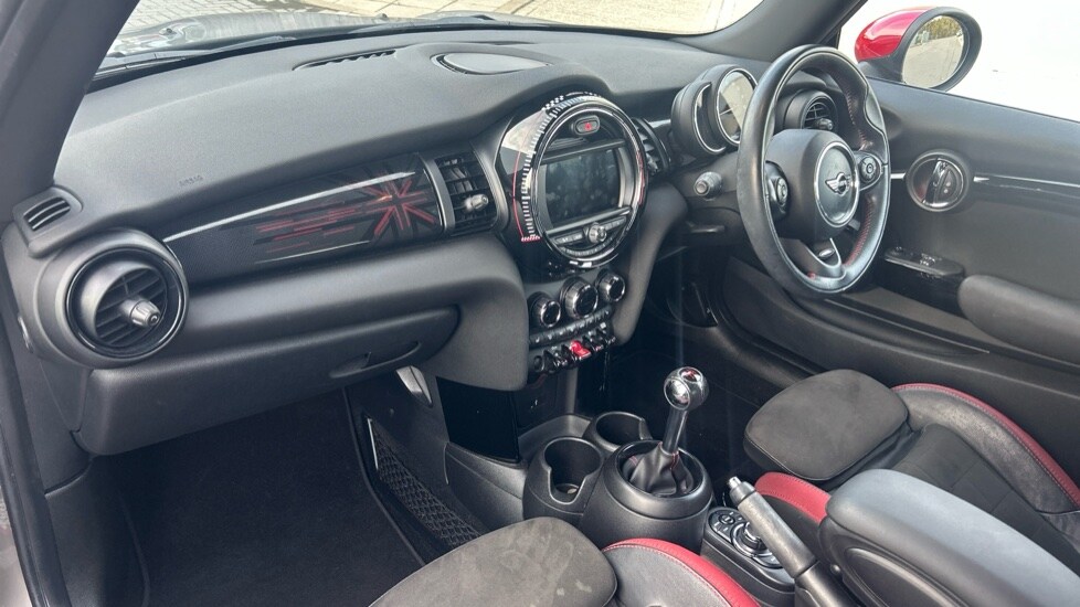 Used MINI Hatch 2018 for sale - 76593717: Photo 7