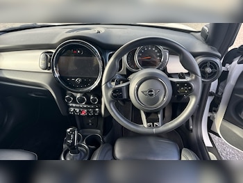 Used MINI Hatch 2022 for sale - 76381655: Photo