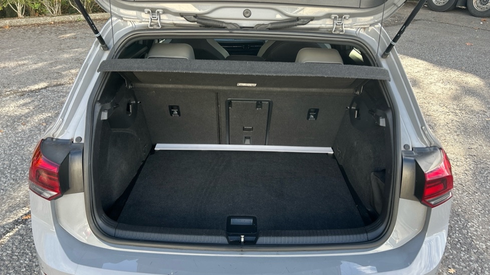 Used Volkswagen Golf 2022 for sale - 76933071: Photo 15