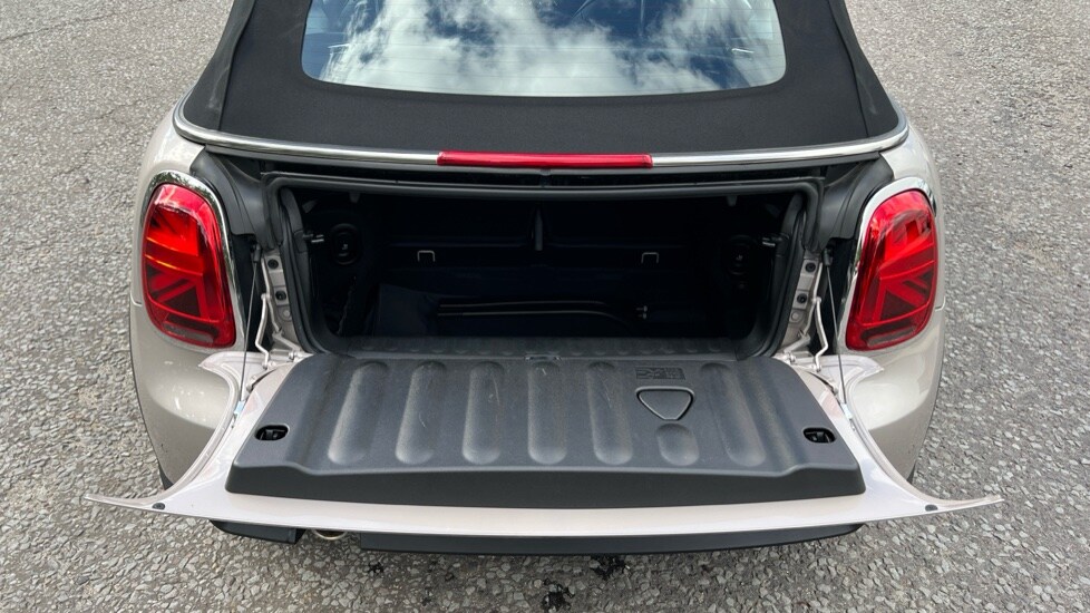 Used MINI Convertible 2022 for sale - 75751154: Photo 13