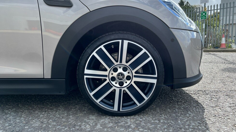 Used MINI Convertible 2022 for sale - 75751154: Photo 14