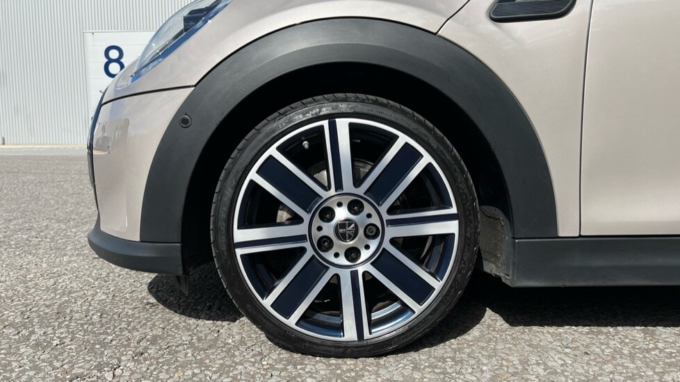 Used MINI Convertible 2022 for sale - 75751154: Photo 25