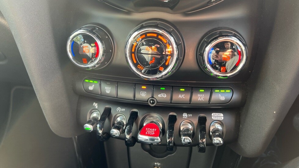 Used MINI Convertible 2022 for sale - 75751154: Photo 33