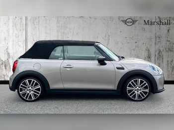 Used MINI Convertible 2022 for sale - 75751154: Photo