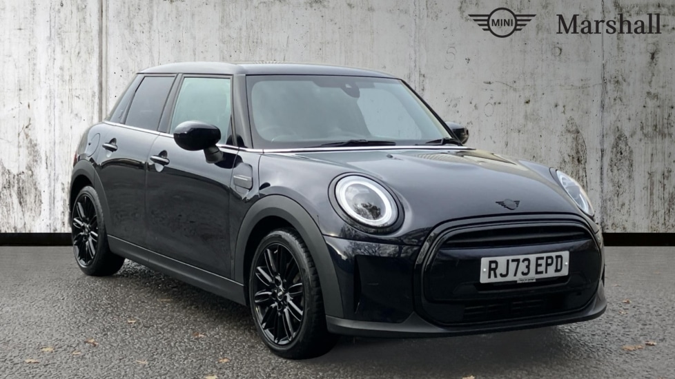 Used MINI Hatch 2023 for sale - 76872185: Photo 1