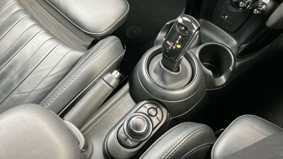 Used MINI Hatch 2023 for sale - 76872185: Photo 10