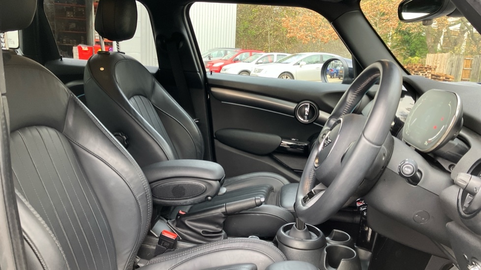 Used MINI Hatch 2023 for sale - 76872185: Photo 11