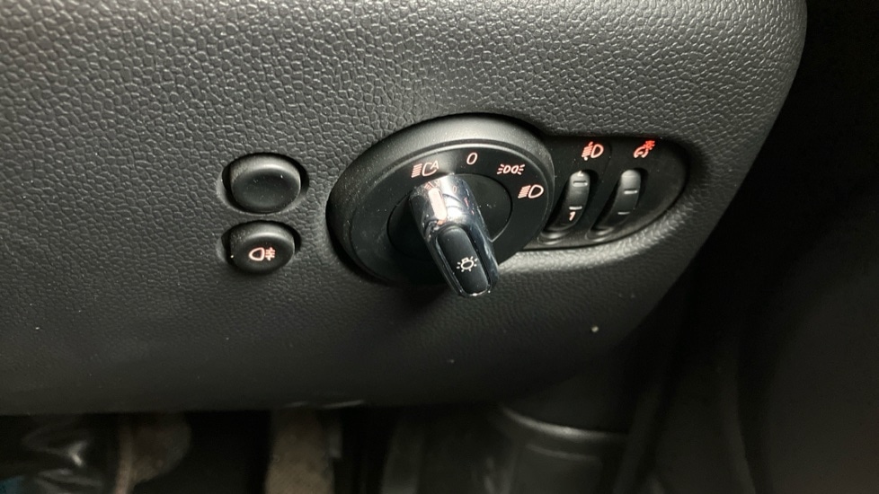 Used MINI Hatch 2023 for sale - 76872185: Photo 38