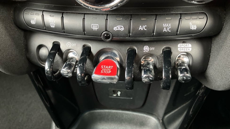 Used MINI Hatch 2023 for sale - 76872185: Photo 41