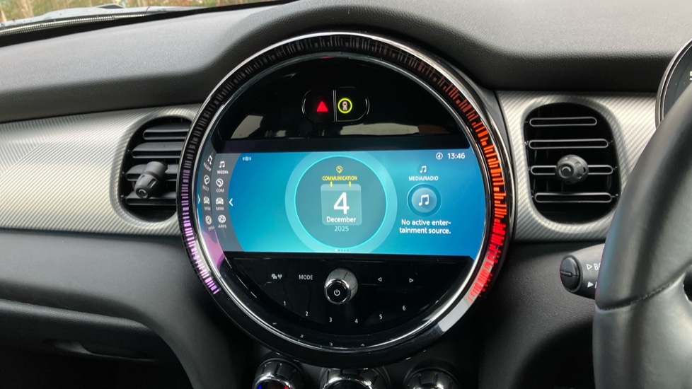 Used MINI Hatch 2023 for sale - 76872185: Photo 8