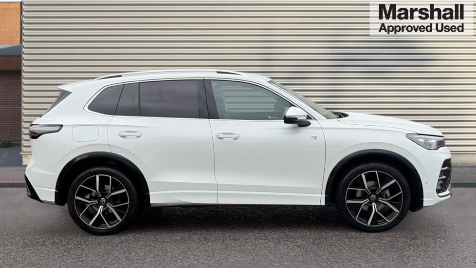 Used Volkswagen Tiguan 2024 for sale - 76479836: Photo 2