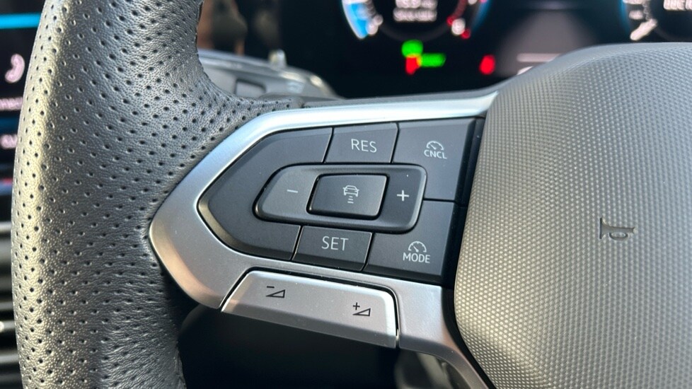 Used Volkswagen Tiguan 2024 for sale - 76479836: Photo 23