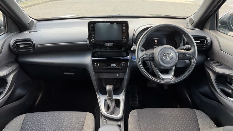 Used Toyota Yaris Cross 2023 for sale - 76869564: Photo 11