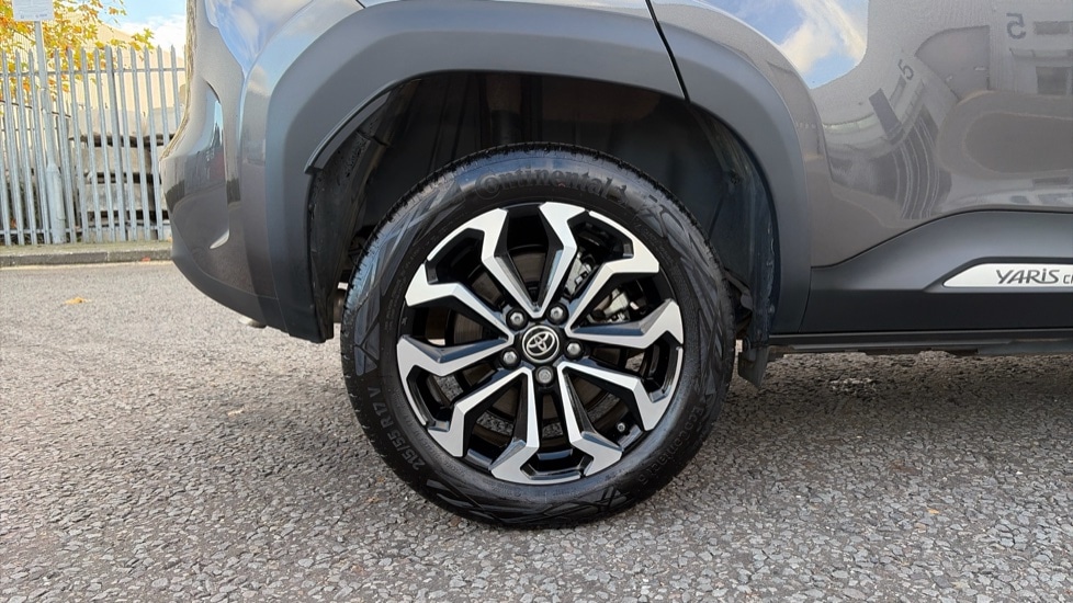 Used Toyota Yaris Cross 2023 for sale - 76869564: Photo 19